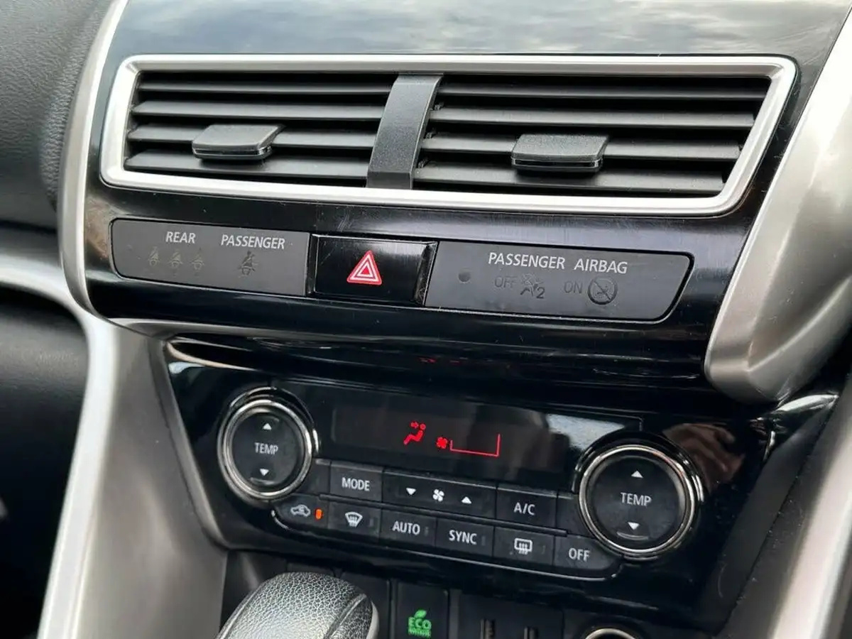 2021-mitsubishi-eclipse-cross-15-exceed-4wd-auto-big-28