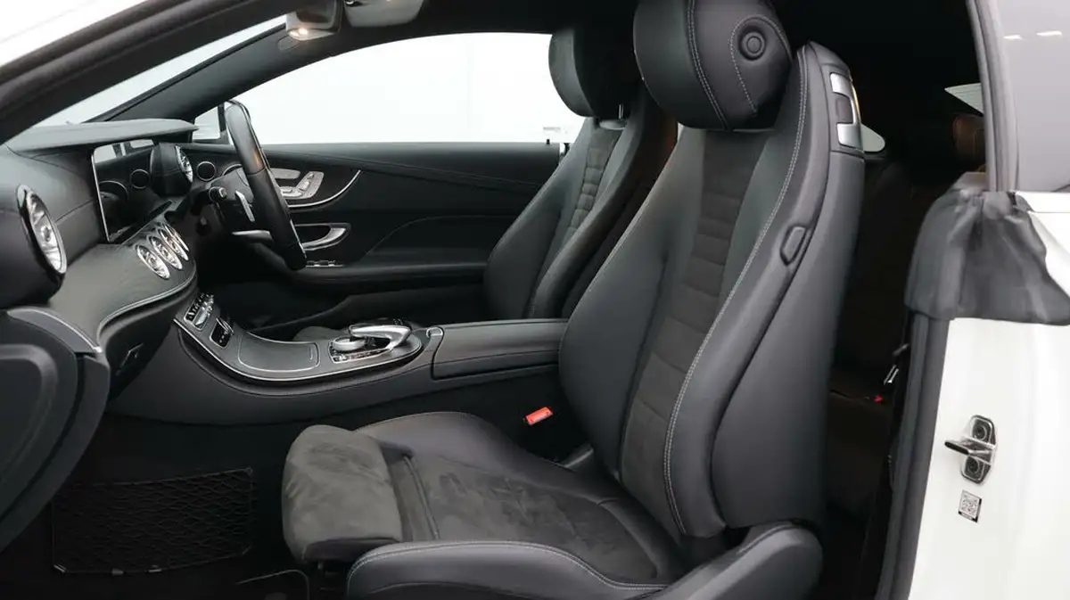 2020-mercedes-benz-e-class-20-e300-amg-line-premiumss-coupe-big-14
