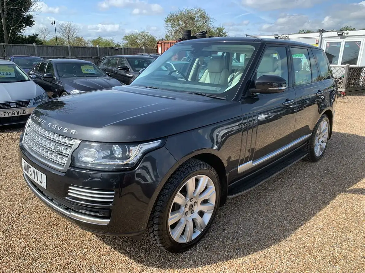 2013-land-rover-range-rover-44-sdv8-vogue-se-big-2
