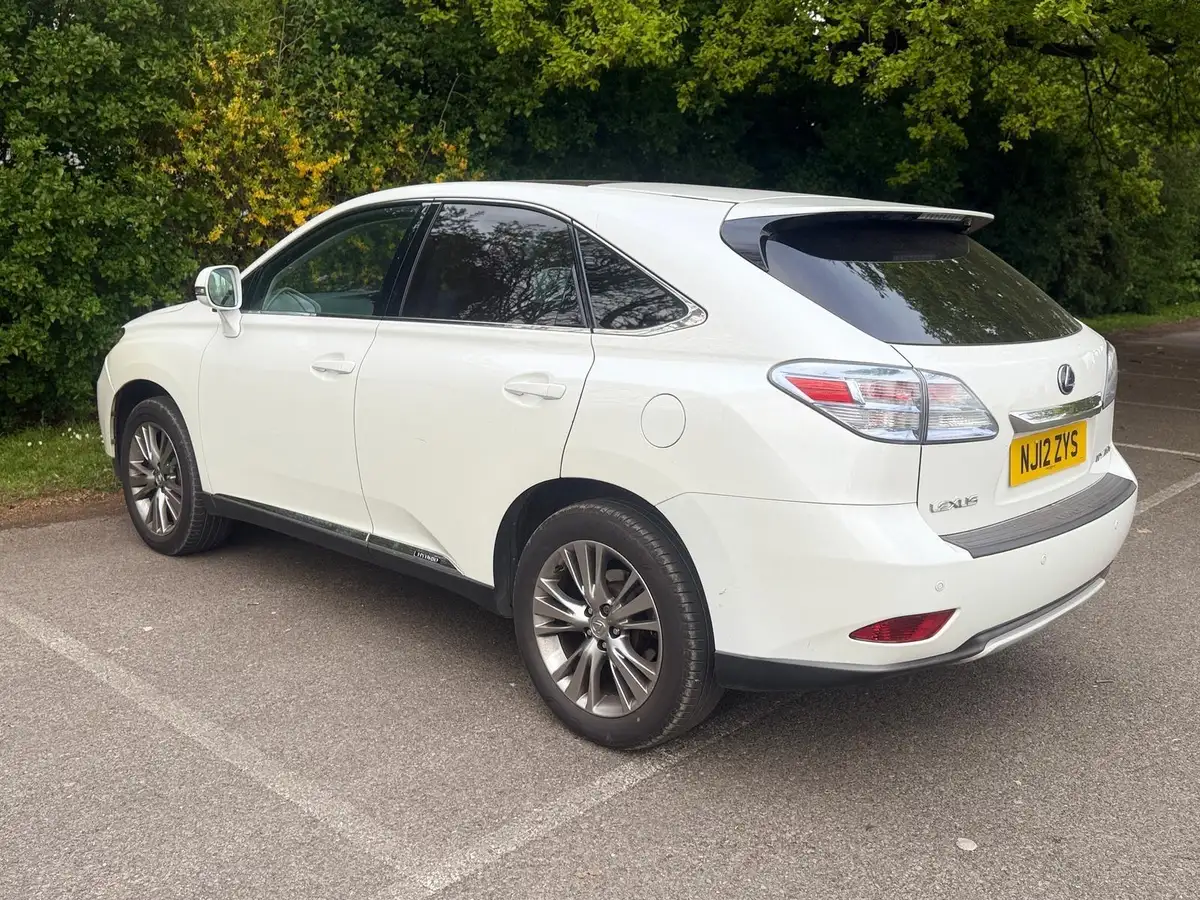 2012-lexus-rx-450h-35-advance-pan-big-4