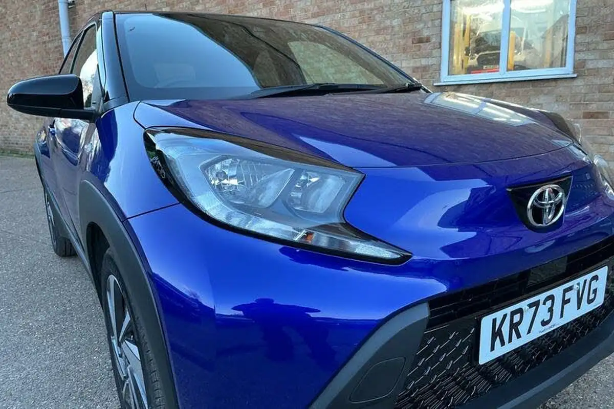 2023-toyota-aygo-x-10-vvt-i-edge-cvt-big-36