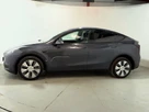 2022-tesla-model-y-e-long-range-small-3