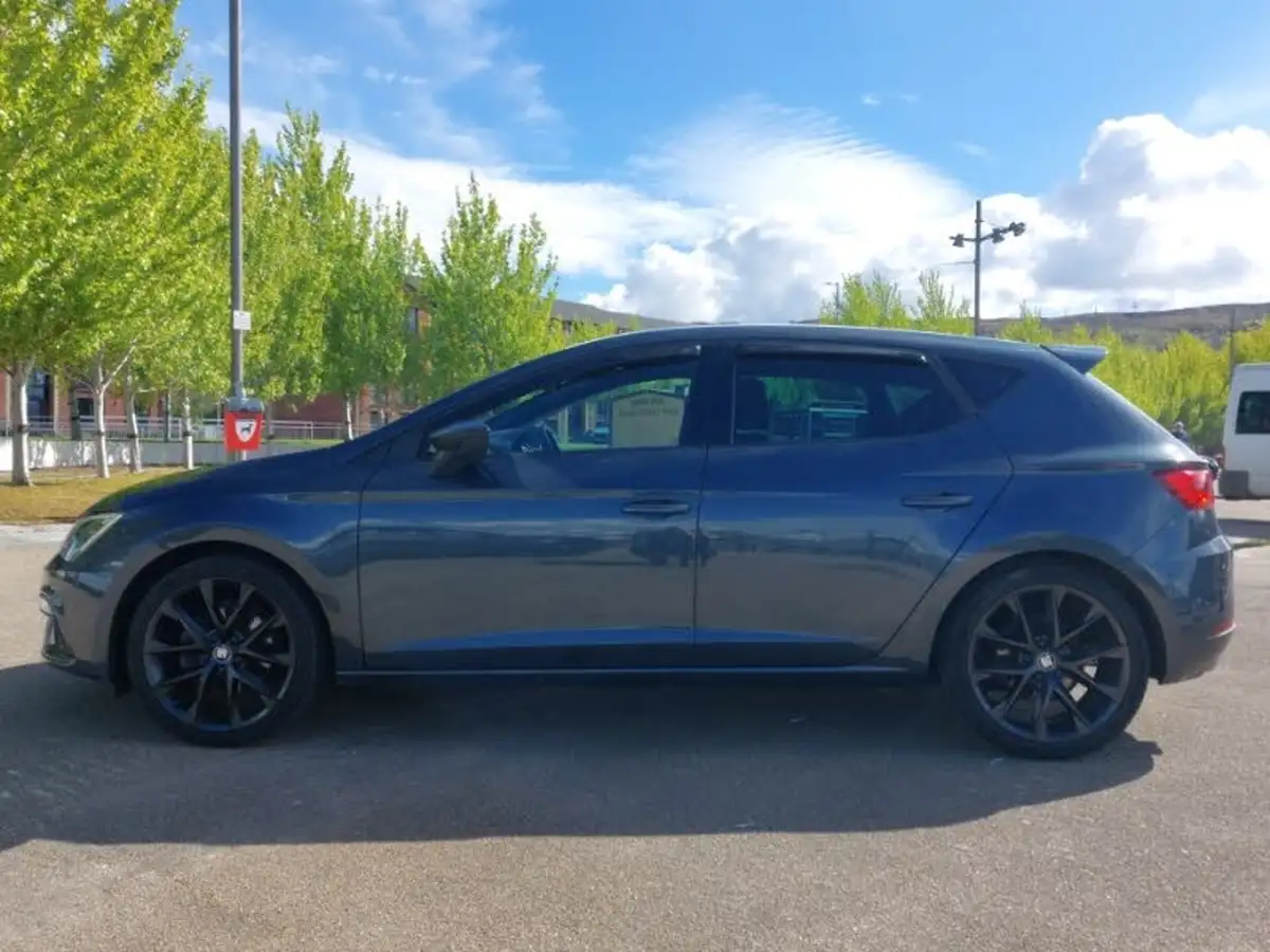 2019-seat-leon-15-tsi-evo-fr-black-edition-150ps-hatchback-dsg-big-3