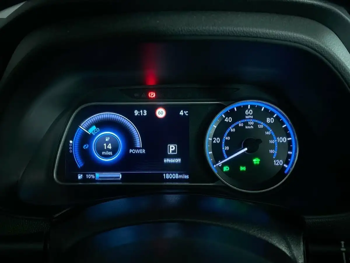 2020-nissan-leaf-e-3zero-big-27