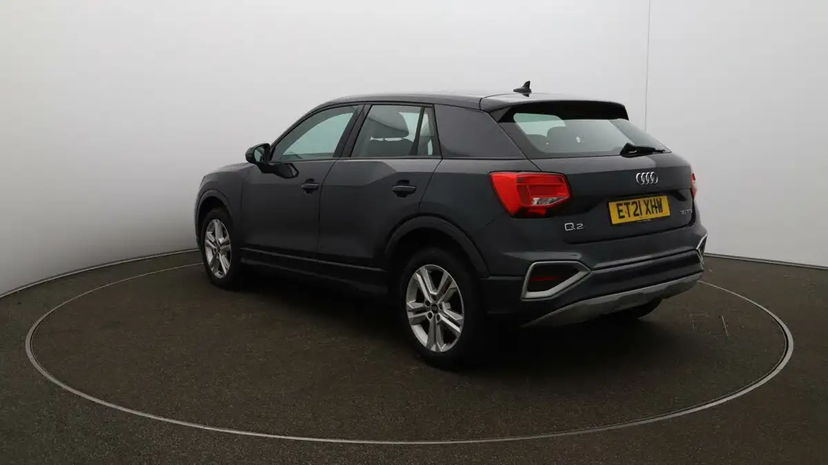 2021-audi-q2-10-30-tfsi-sport-big-52