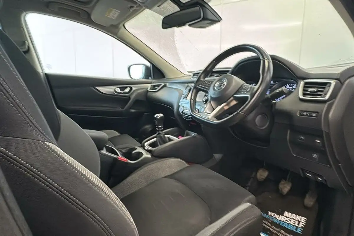 2017-nissan-qashqai-15dci-n-connecta-big-12