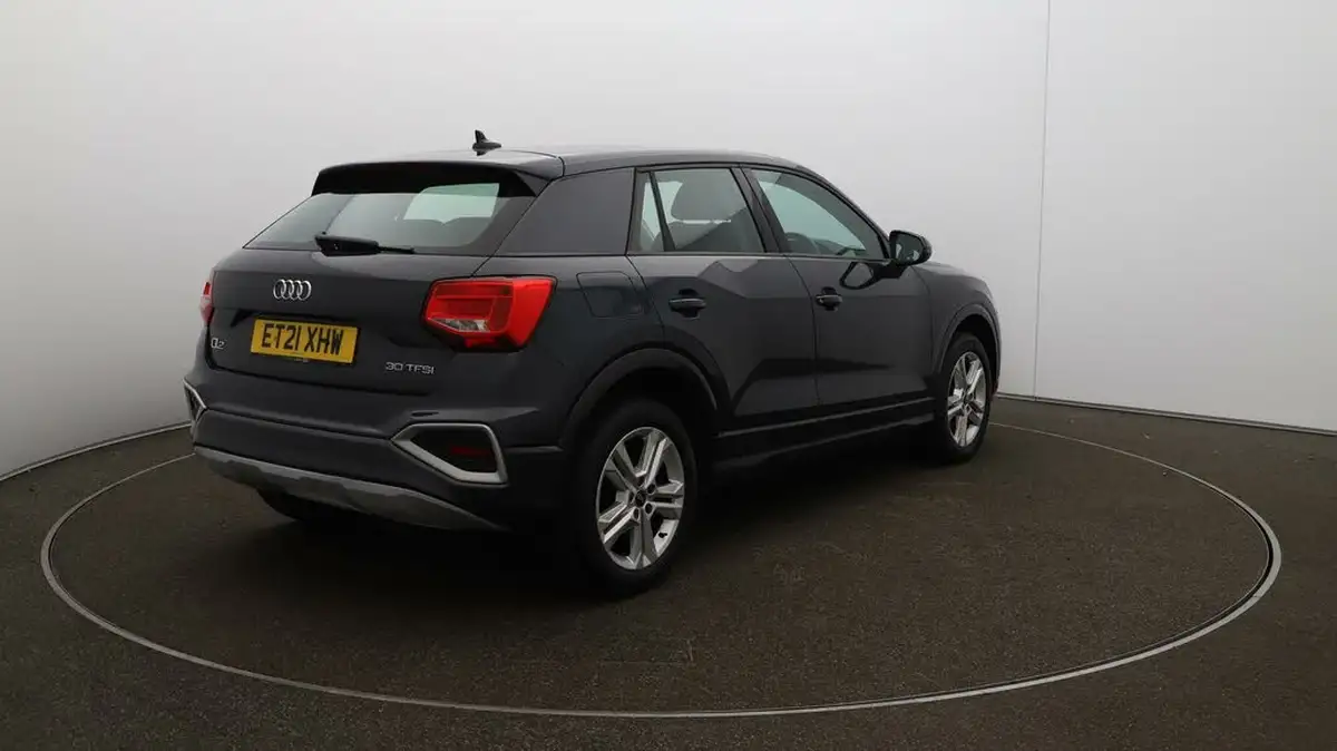 2021-audi-q2-10-30-tfsi-sport-big-7