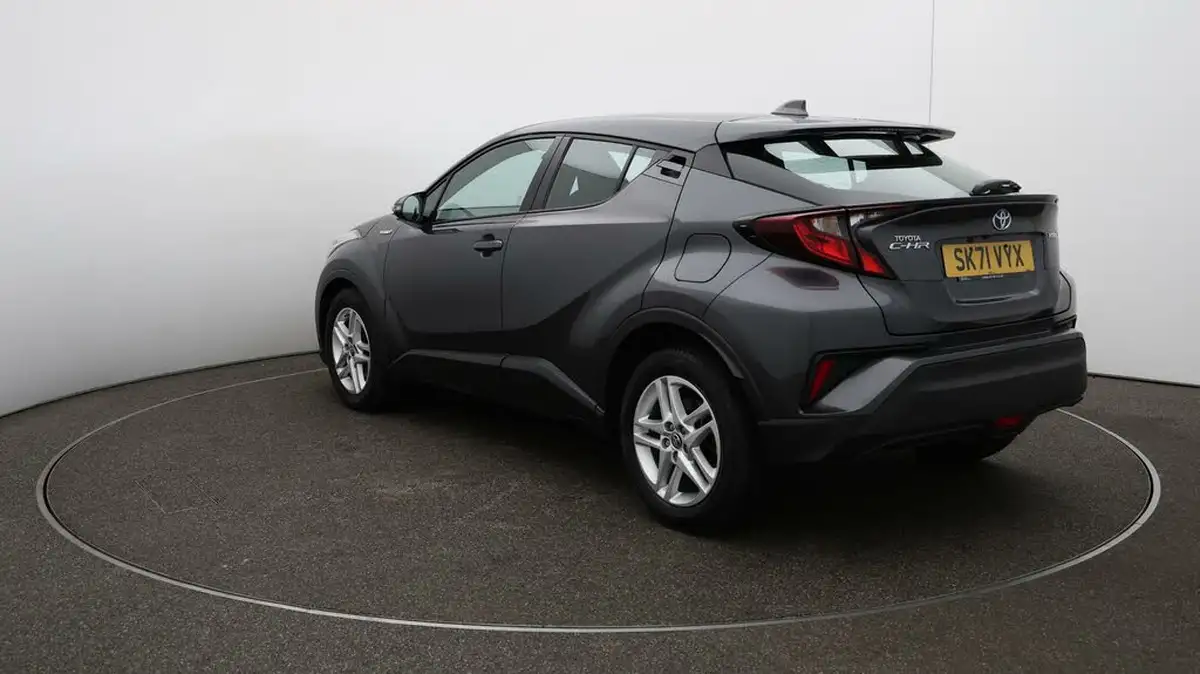 2021-toyota-c-hr-18-vvt-i-icon-big-54