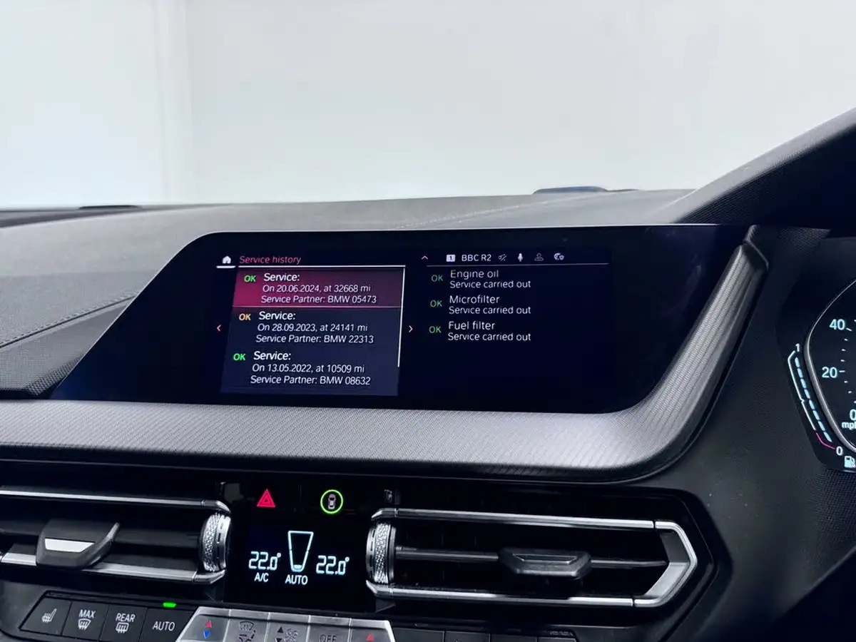 2021-bmw-1-series-20td-120d-m-sport-lcp-big-39