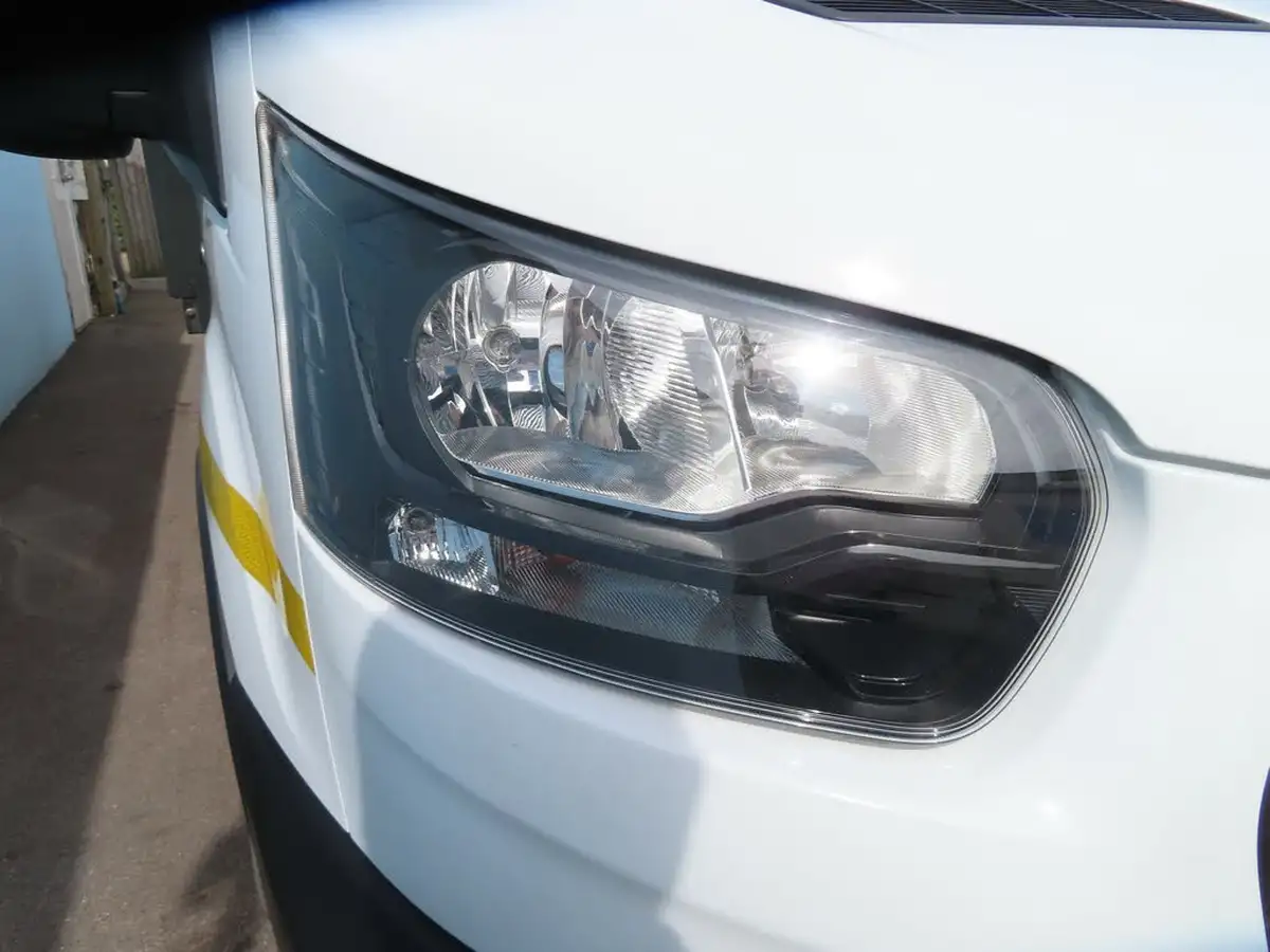 2022-ford-transit-20tdci-350-l2h1-leader-130pseu6dt-fwd-cab-big-8