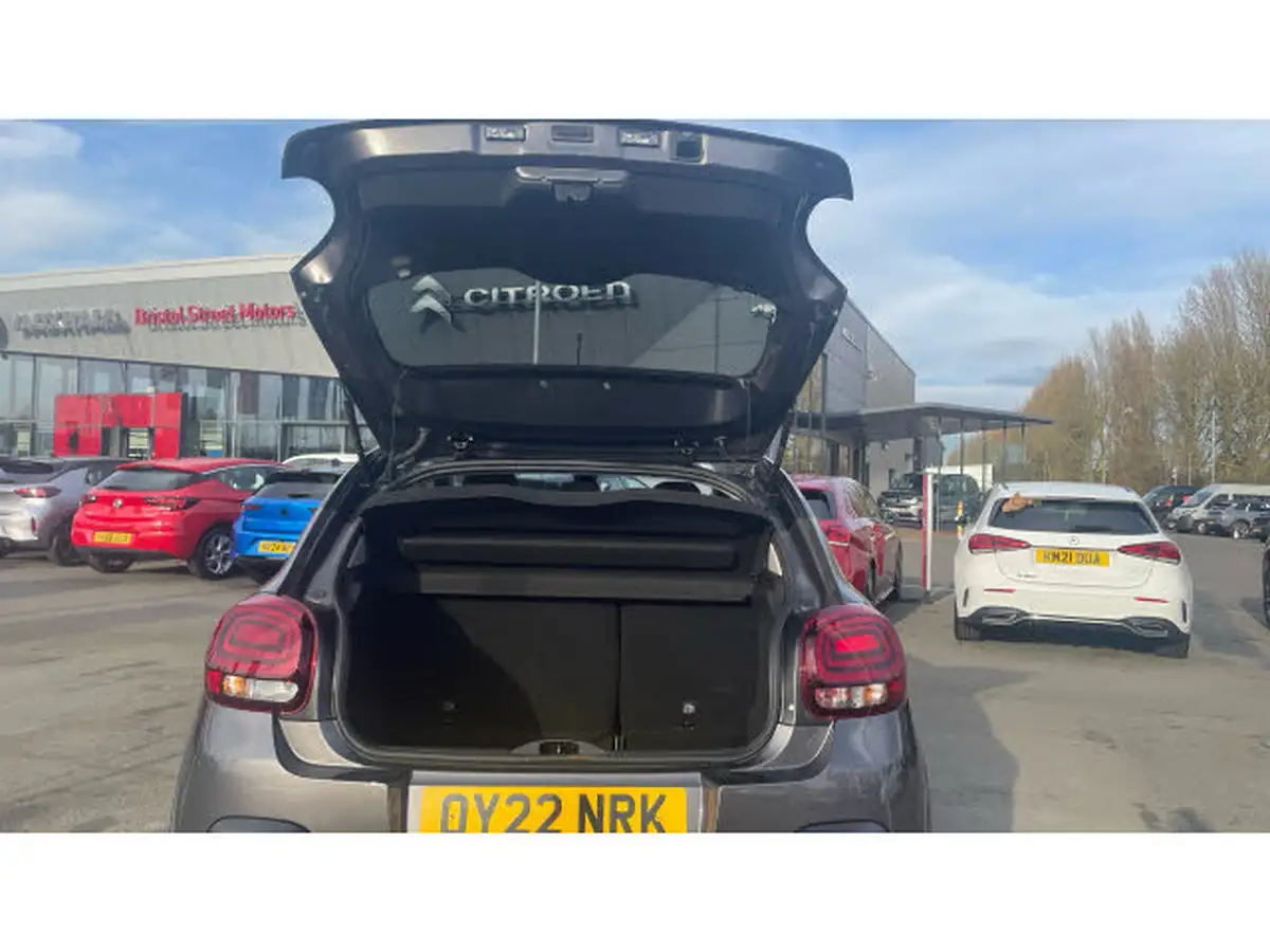 2022-citroen-c3-12-puretech-saint-james-83ps-big-3