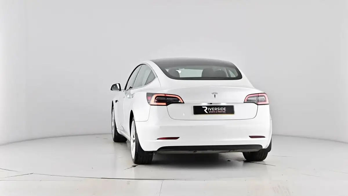 2020-tesla-model-3-e-standard-plus-big-69