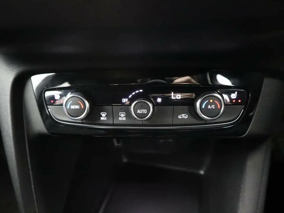 2022-vauxhall-corsa-12-turbo-ultimate-100ps-big-18