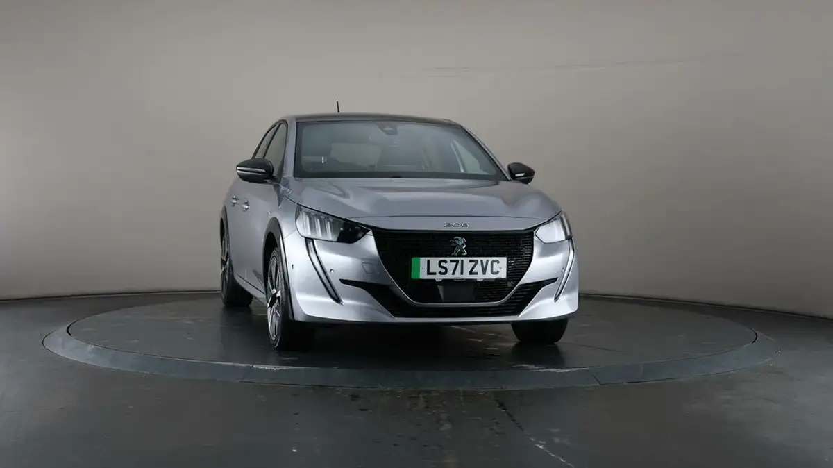 2021-peugeot-208-e-gt-50kwh-big-41