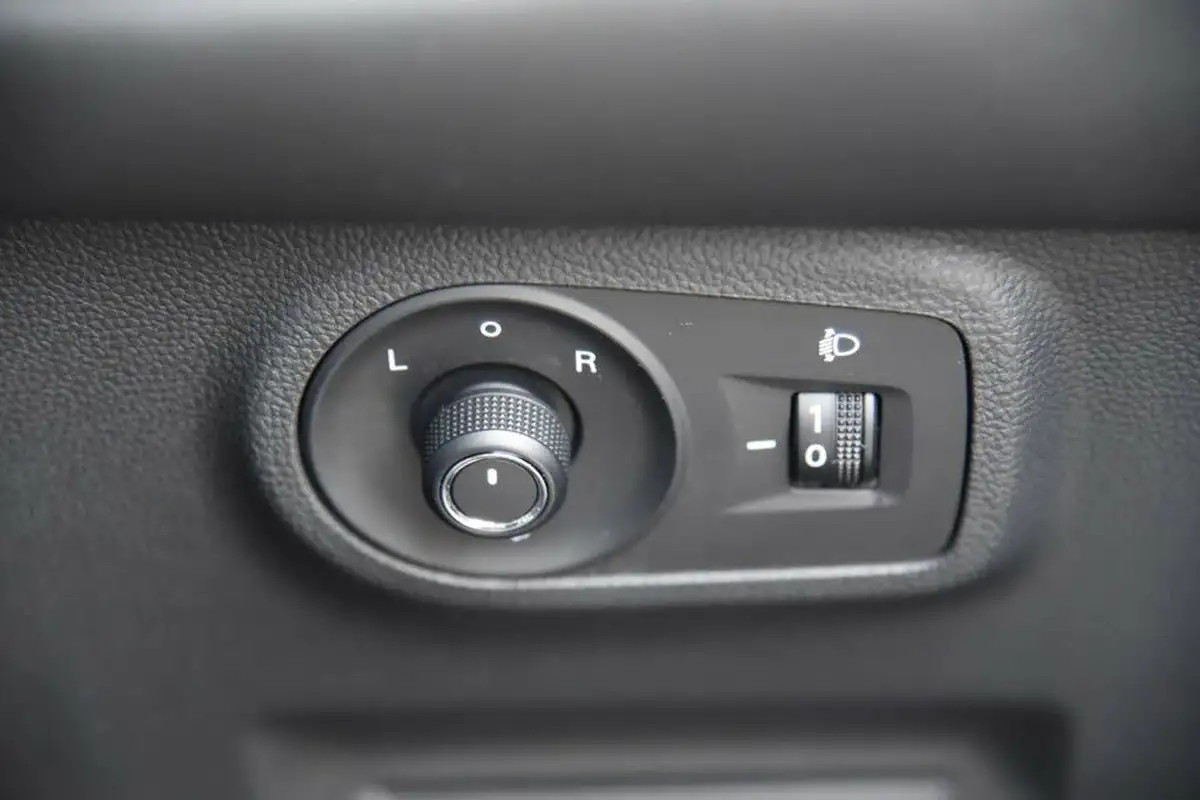 2022-mg-zs-suv-15-vti-tech-exclusive-big-34