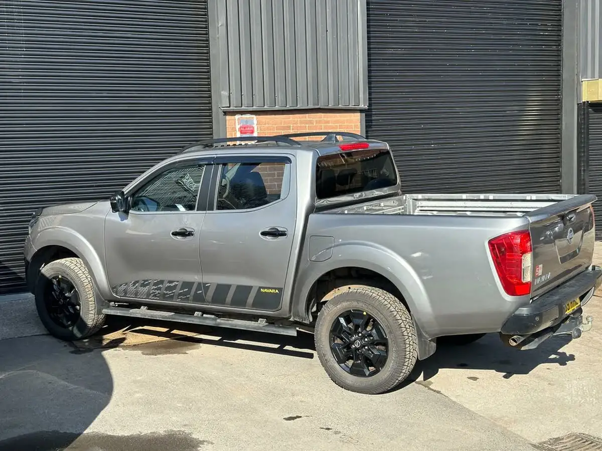 2019-nissan-navara-23dci-tt-n-guard-8-navileathersunroof-auto-big-24