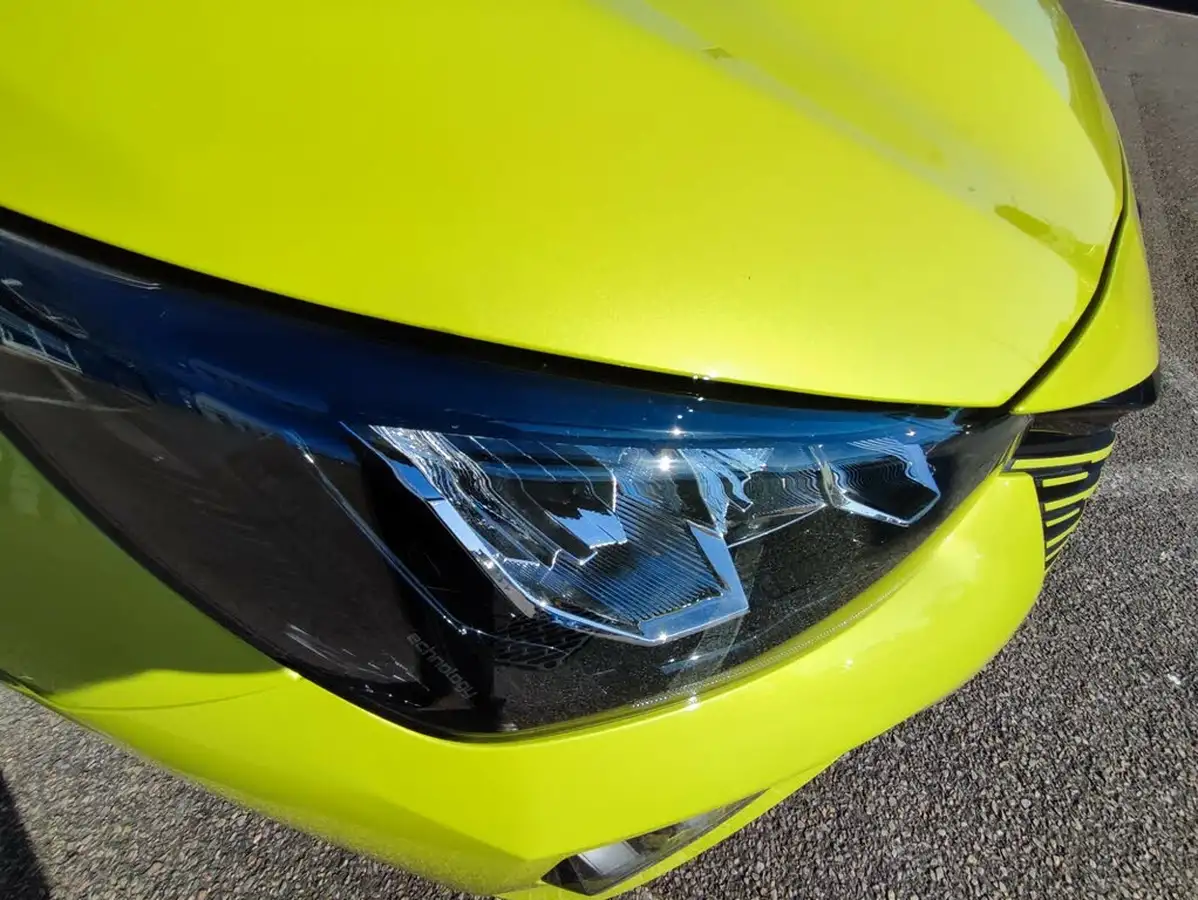 2024-peugeot-208-12-puretech-allure-big-8
