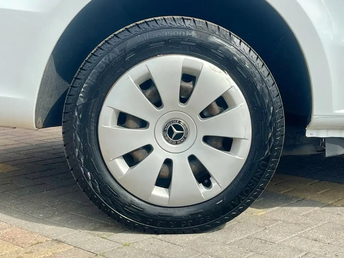 2021-mercedes-benz-vito-18-cdi-114-progressive-l2-panel-big-47