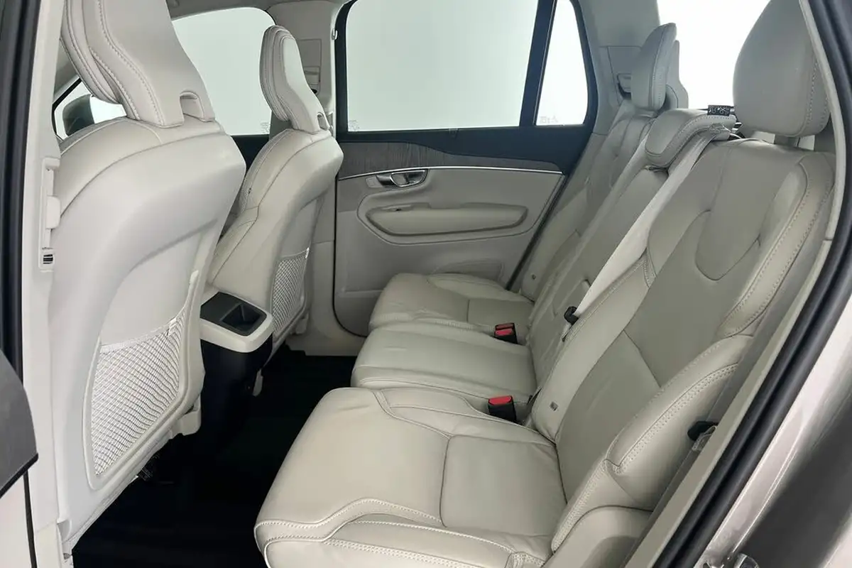 2021-volvo-xc90-20td-b5-inscription-big-16