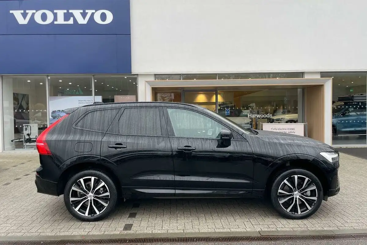 2023-volvo-xc60-20-t8-ultimate-dark-big-1