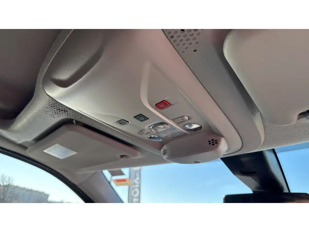 2023-toyota-proace-city-15d-design-100hpeu6d-big-30