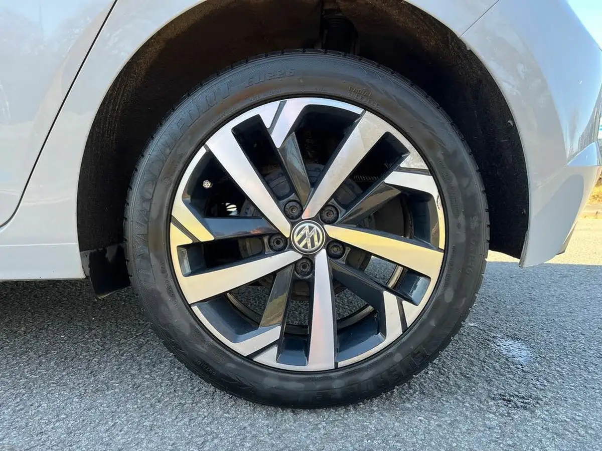 2019-volkswagen-polo-10-beats-80ps-evo-ss-big-14