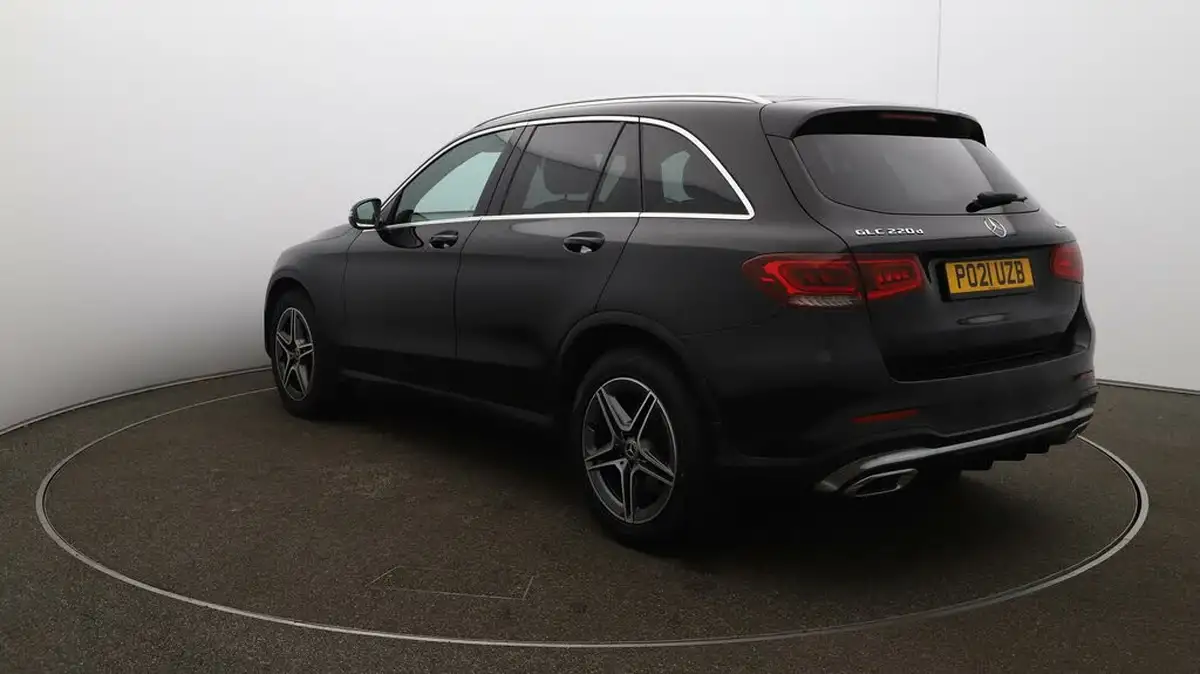 2021-mercedes-benz-glc-class-20d-glc220d-amg-line-station-wagon-5d-1950cc-4matic-plus-big-54