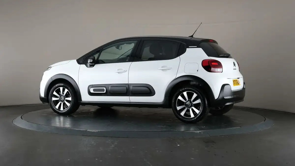 2024-citroen-c3-12-puretech-plus-83ps-big-66