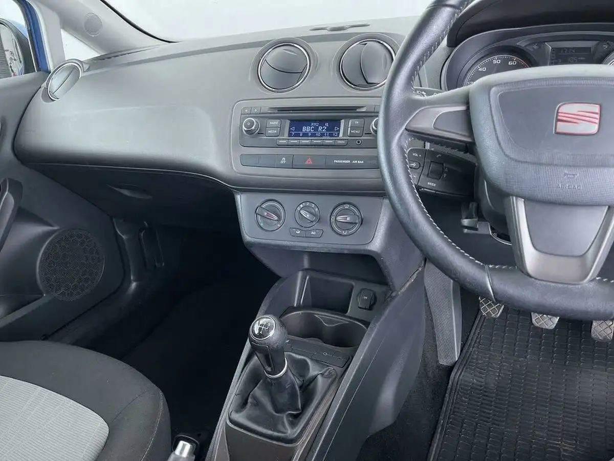 2014-seat-ibiza-14-toca-16v-85ps-sportcoupe-3d-big-26