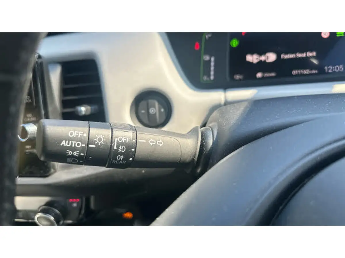 2021-honda-jazz-15-i-mmd-ex-107ps-big-15