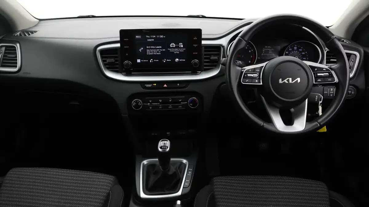 2021-kia-ceed-10-t-gdi-2-hatchback-big-12