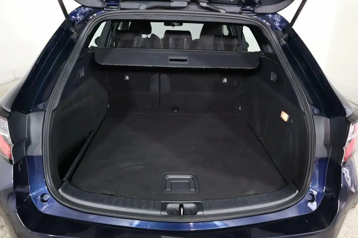 2021-toyota-corolla-20-vvt-i-icon-tech-touring-sports-big-38