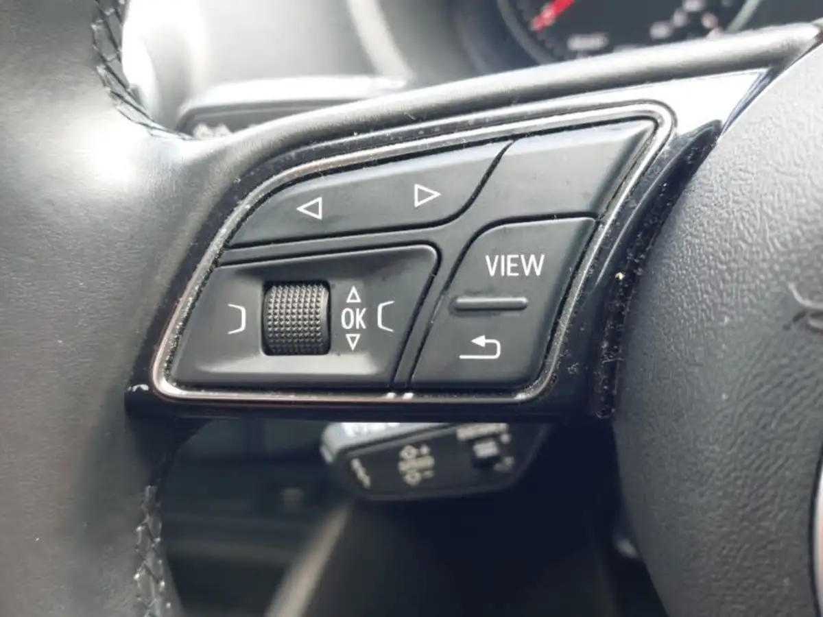 2022-audi-q2-10-30-tfsi-technik-big-15