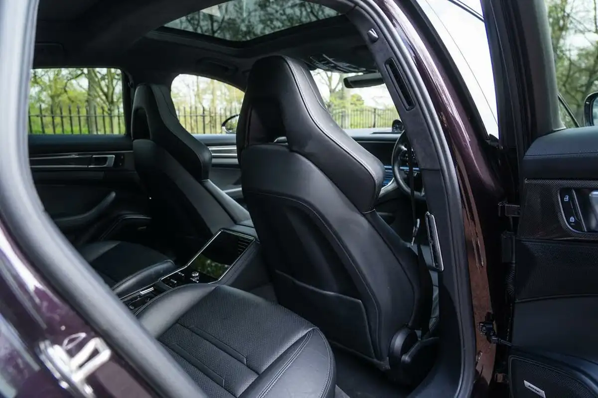 2022-porsche-panamera-40-turbo-s-hatchback-big-46