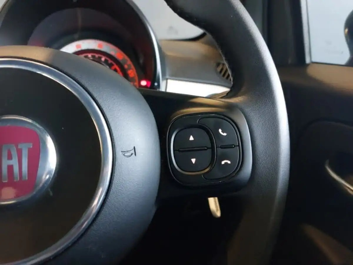 2022-fiat-500-10-hey-google-big-10