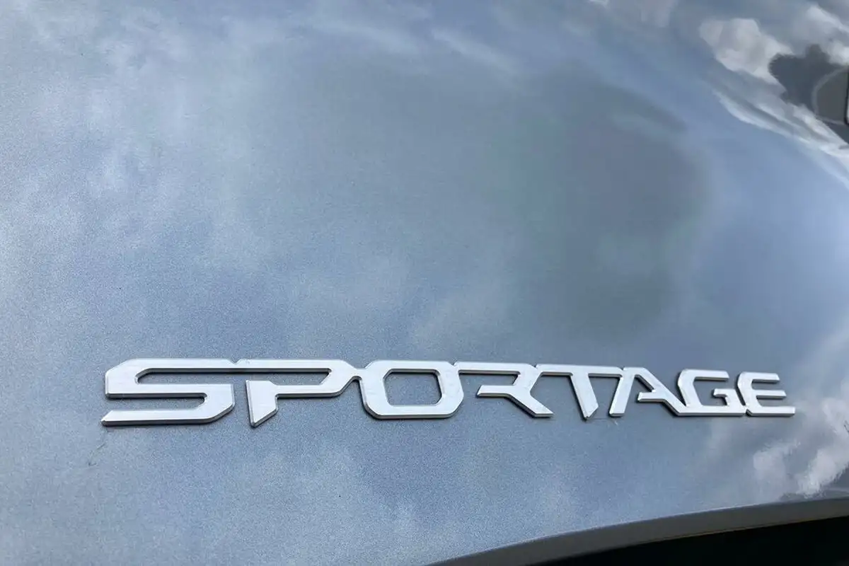 2023-kia-sportage-16-t-gdi-gt-line-s-226bhp-awd-hev-auto-big-37