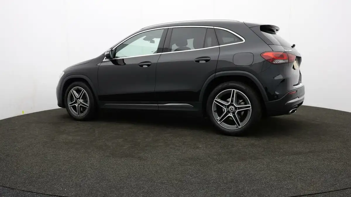 2021-mercedes-benz-gla-class-13-gla-180-amg-line-executive-1332cc-big-68
