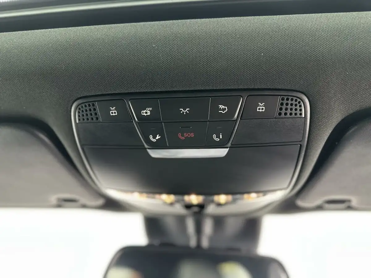 2018-mercedes-benz-glc-class-21d-glc250d-amg-line-premium-plusss-coupe-4d-big-44