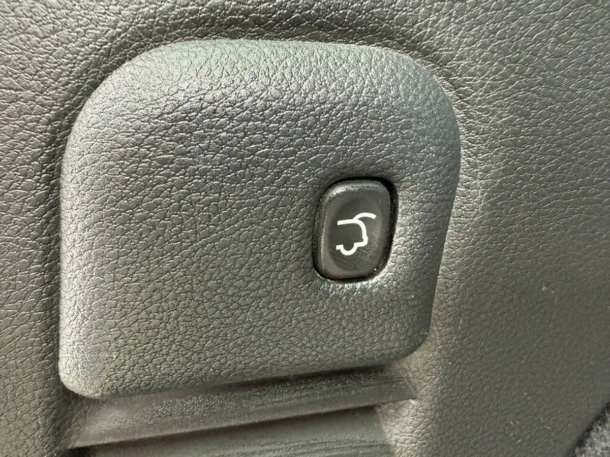 2015-jeep-grand-cherokee-30crd-summit-big-26