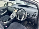 2012-toyota-prius-small-4