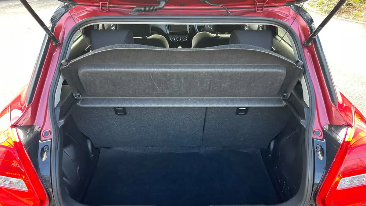 2022-suzuki-swift-12-dualjet-sz5-cvt-big-14