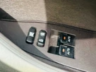 2009-toyota-iq-10-2-multidrive-small-15