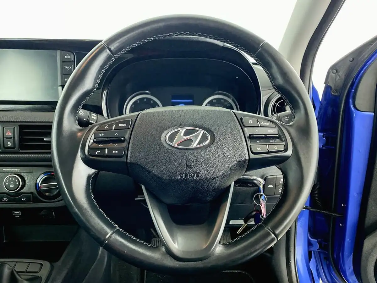 2021-hyundai-i10-10-se-connect-big-15