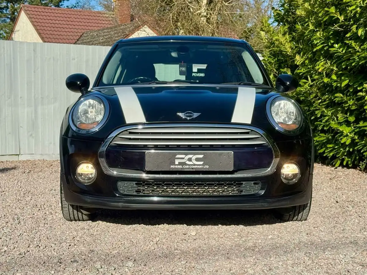 2015-mini-cooper-15-cooper-5d-big-21