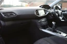 2017-peugeot-308-12-puretech-allure-110bhp-small-17
