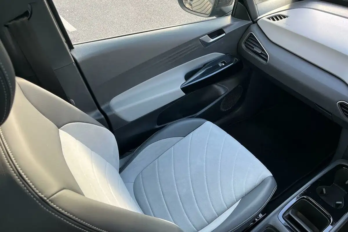 2022-volkswagen-id3-e-family-204ps-performance-big-31