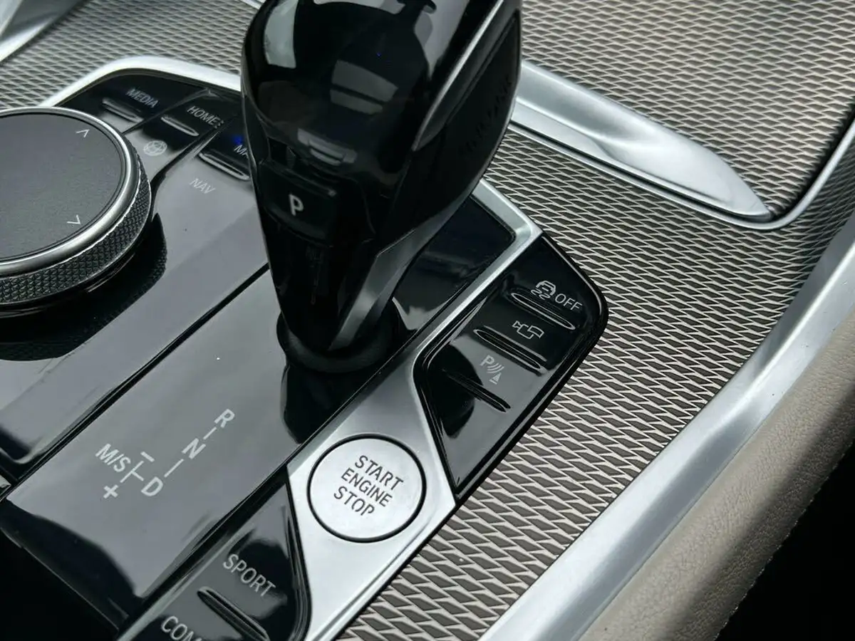 2021-bmw-x6-30td-xdrive30d-m-sport-big-52