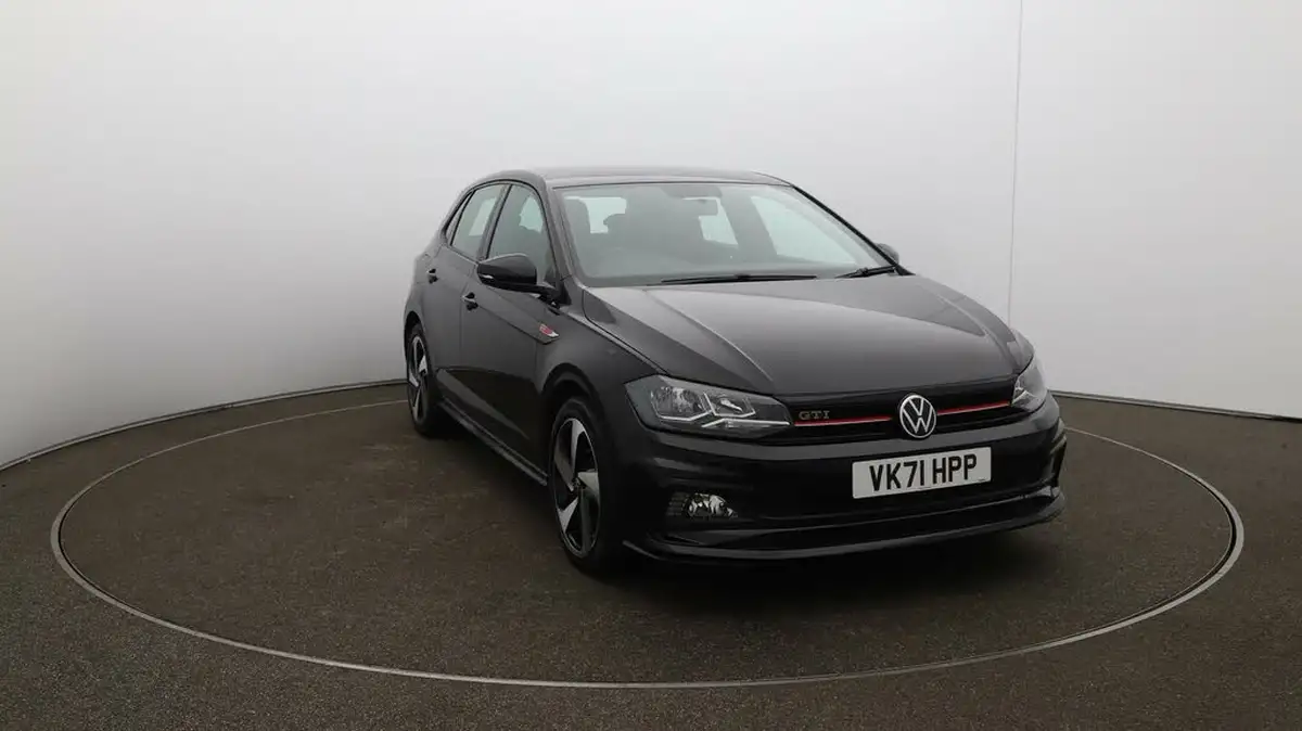 2021-volkswagen-polo-20-tsi-gti-big-35