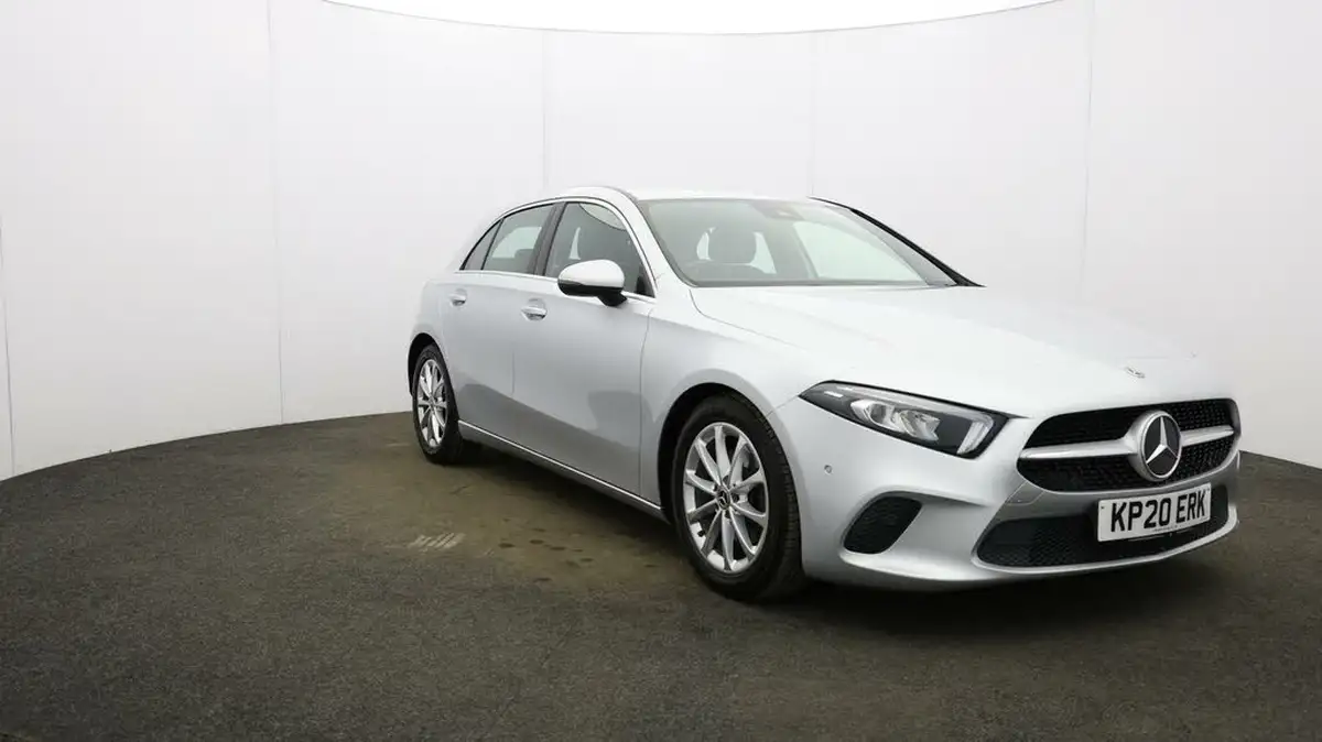 2019-mercedes-benz-a-class-20d-a200d-sport-executive-hatchback-5d-big-37