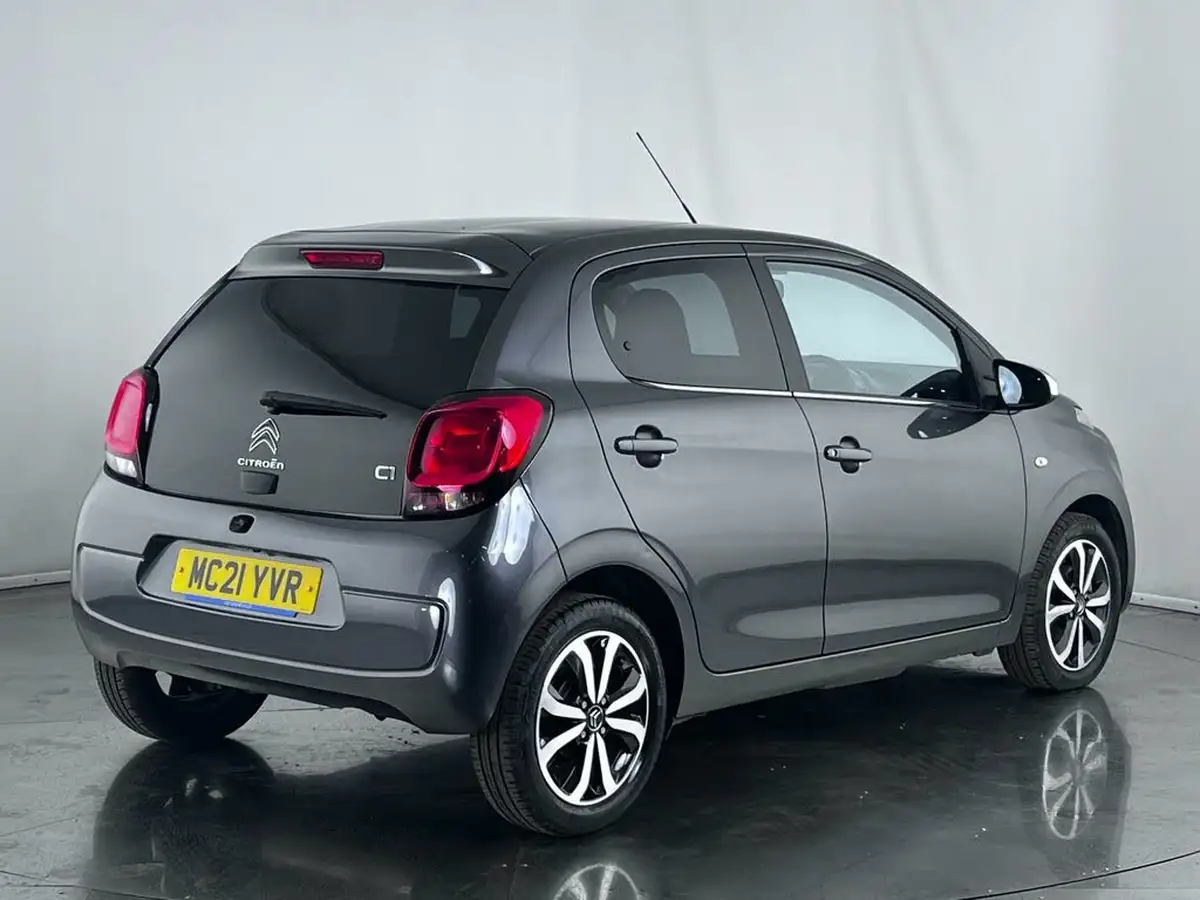 2021-citroen-c1-10-vti-shine-5d-big-5